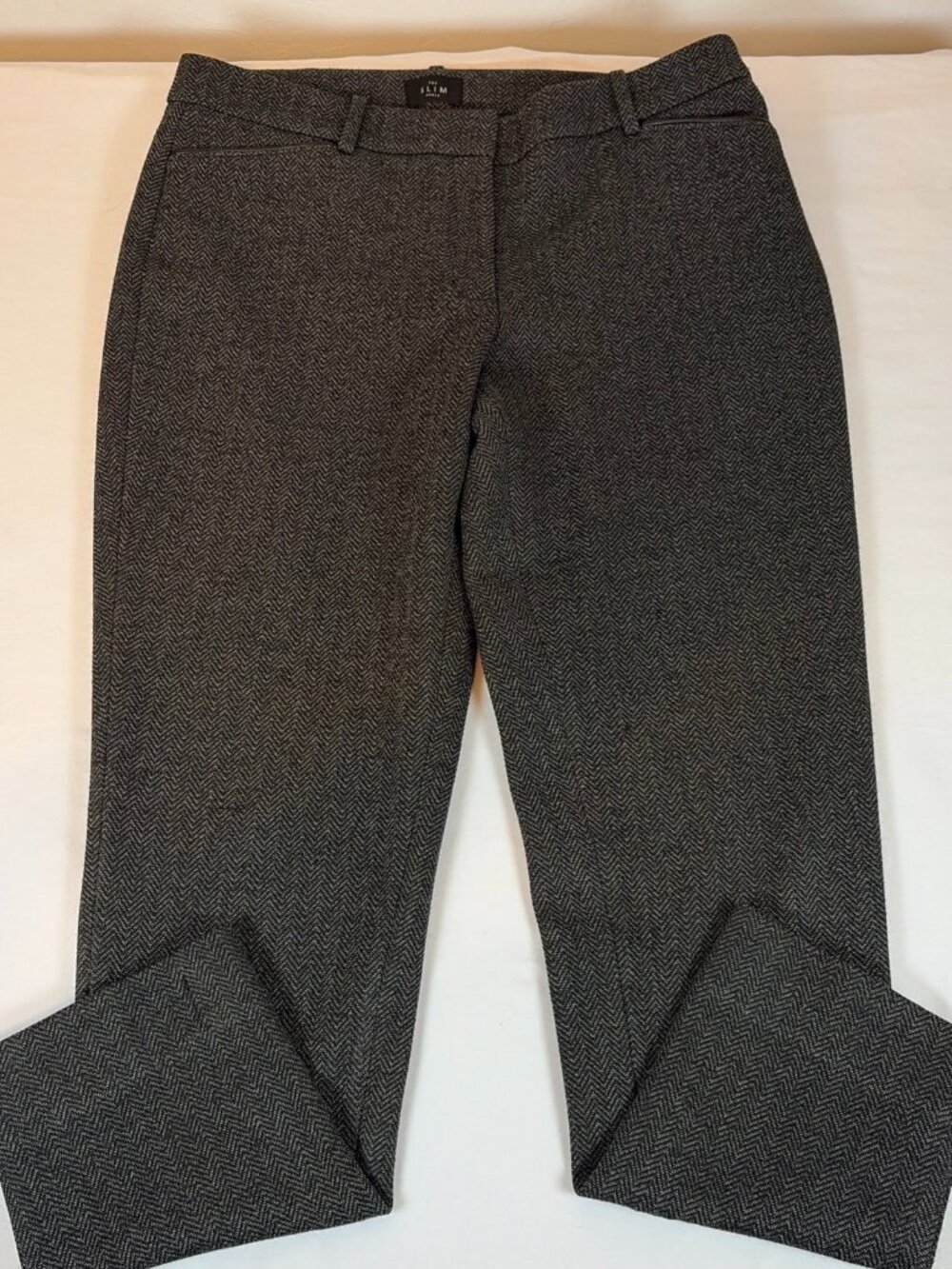 White House Black Market The Slim Ankle Gray/Black Herringbone Chevron Pattern P